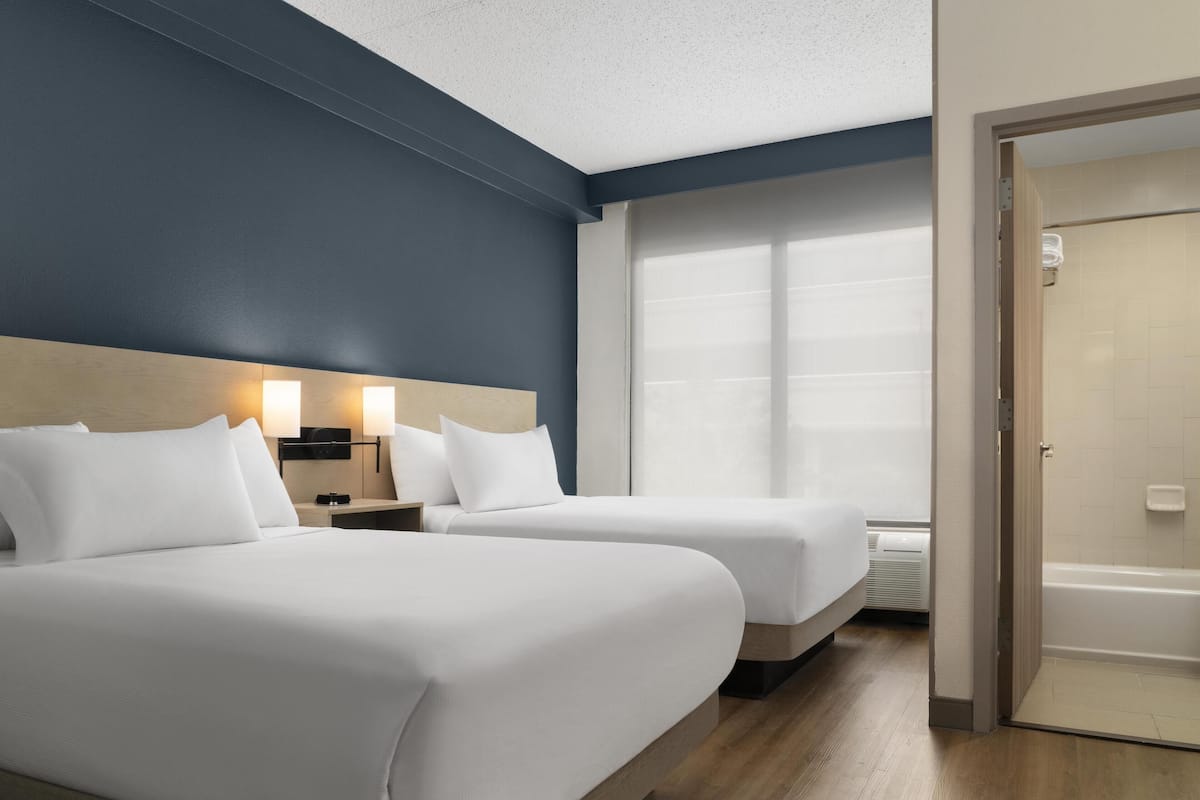 1 chambre, literie de qualité supérieure, couette en duvet d'oie
