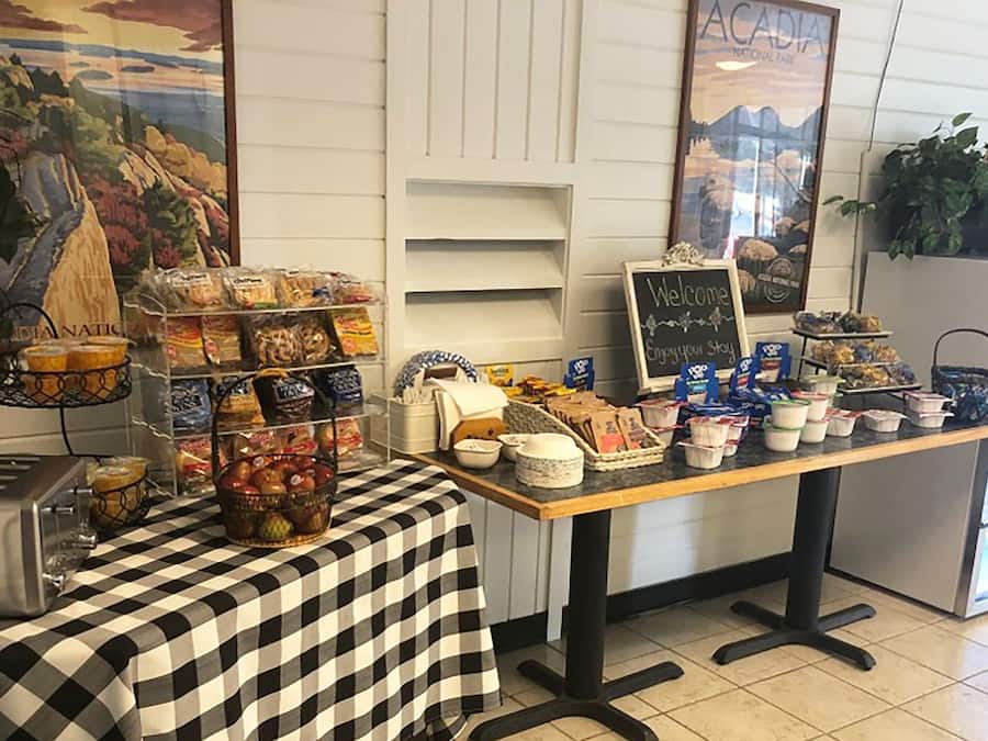 Free daily continental breakfast