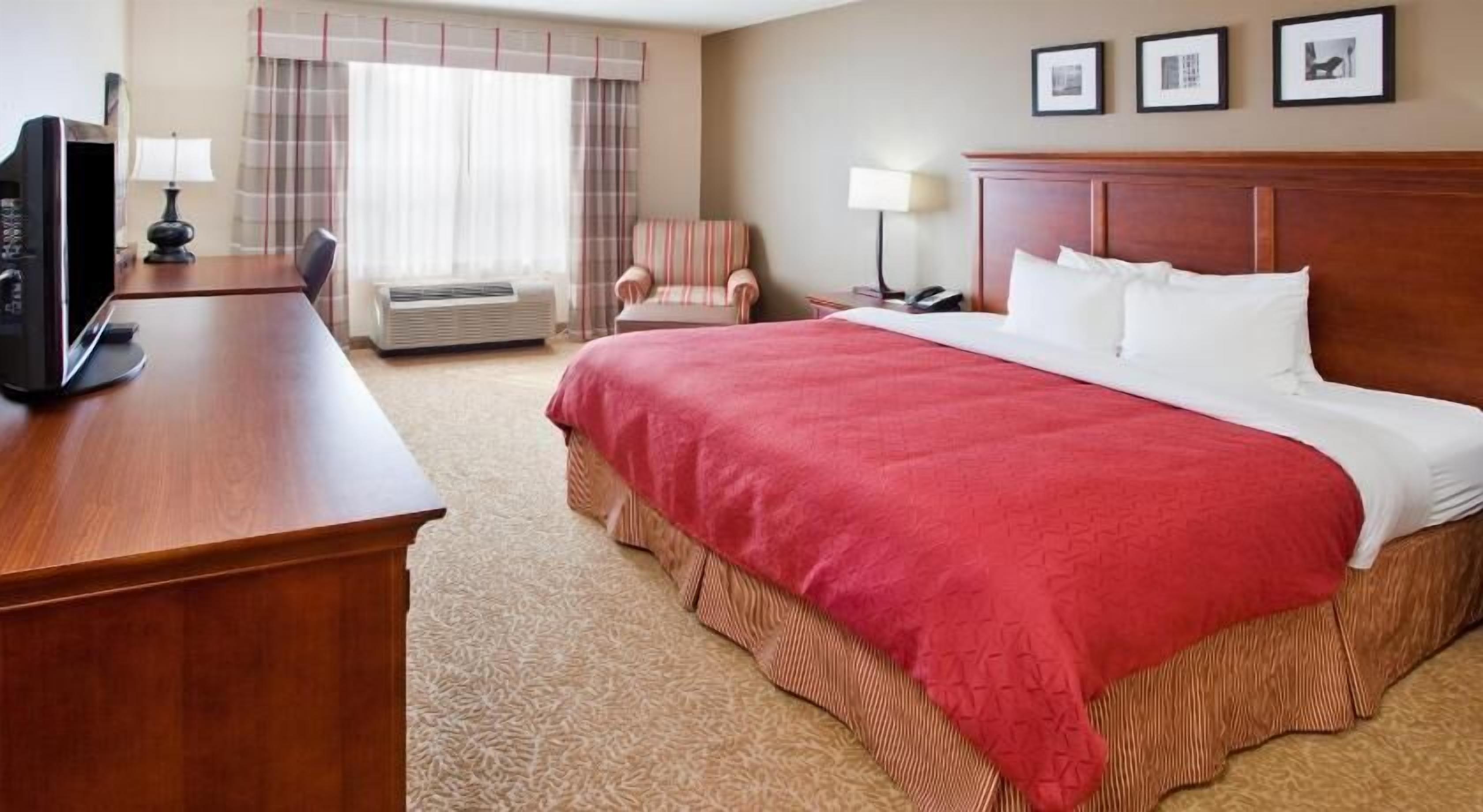 Premium bedding, down comforters, pillowtop beds, desk