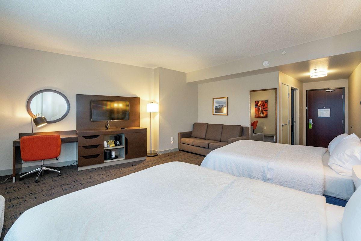 Deluxe Room, Multiple Beds, Refrigerator | 1 bedroom, premium bedding, blackout drapes, iron/ironing board
