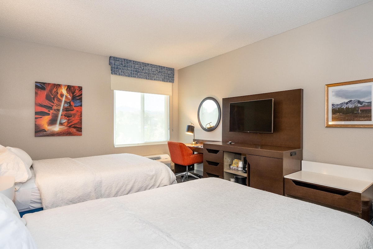 Room, 2 Queen Beds, Non Smoking