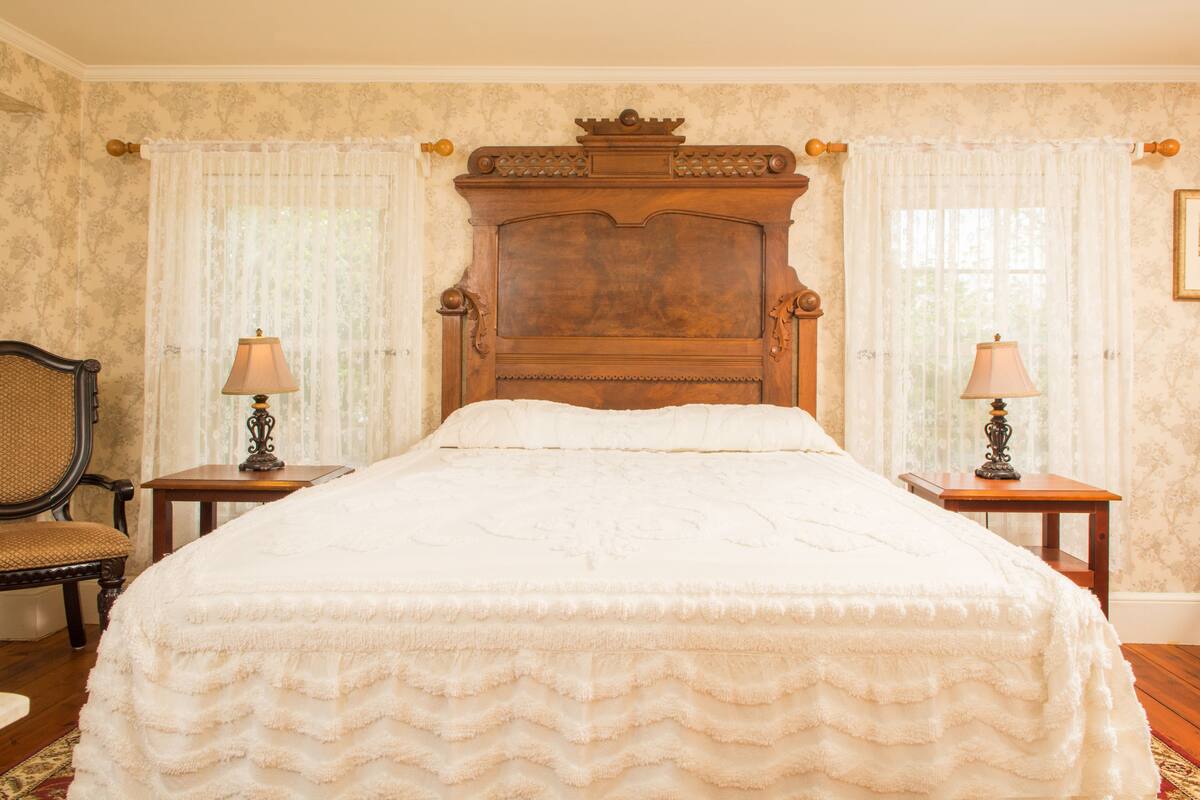 Room, Private Bathroom (#6 Absecon Room) | WiFi (free), individually decorated, individually furnished