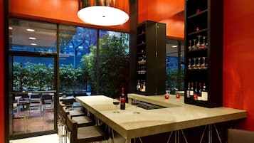 Wine bar