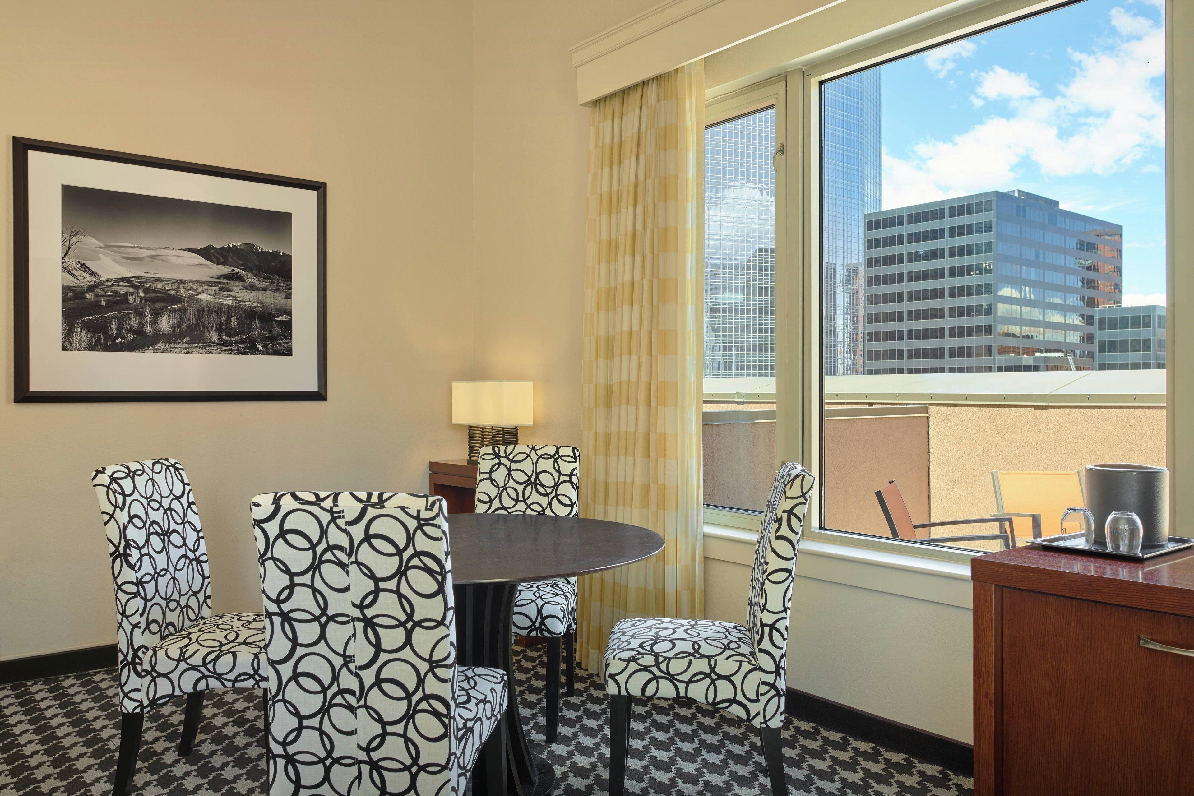 Photo - Courtyard by Marriott Denver Downtown