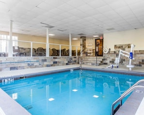Indoor pool, pool loungers