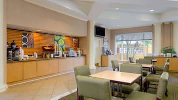 Free daily continental breakfast