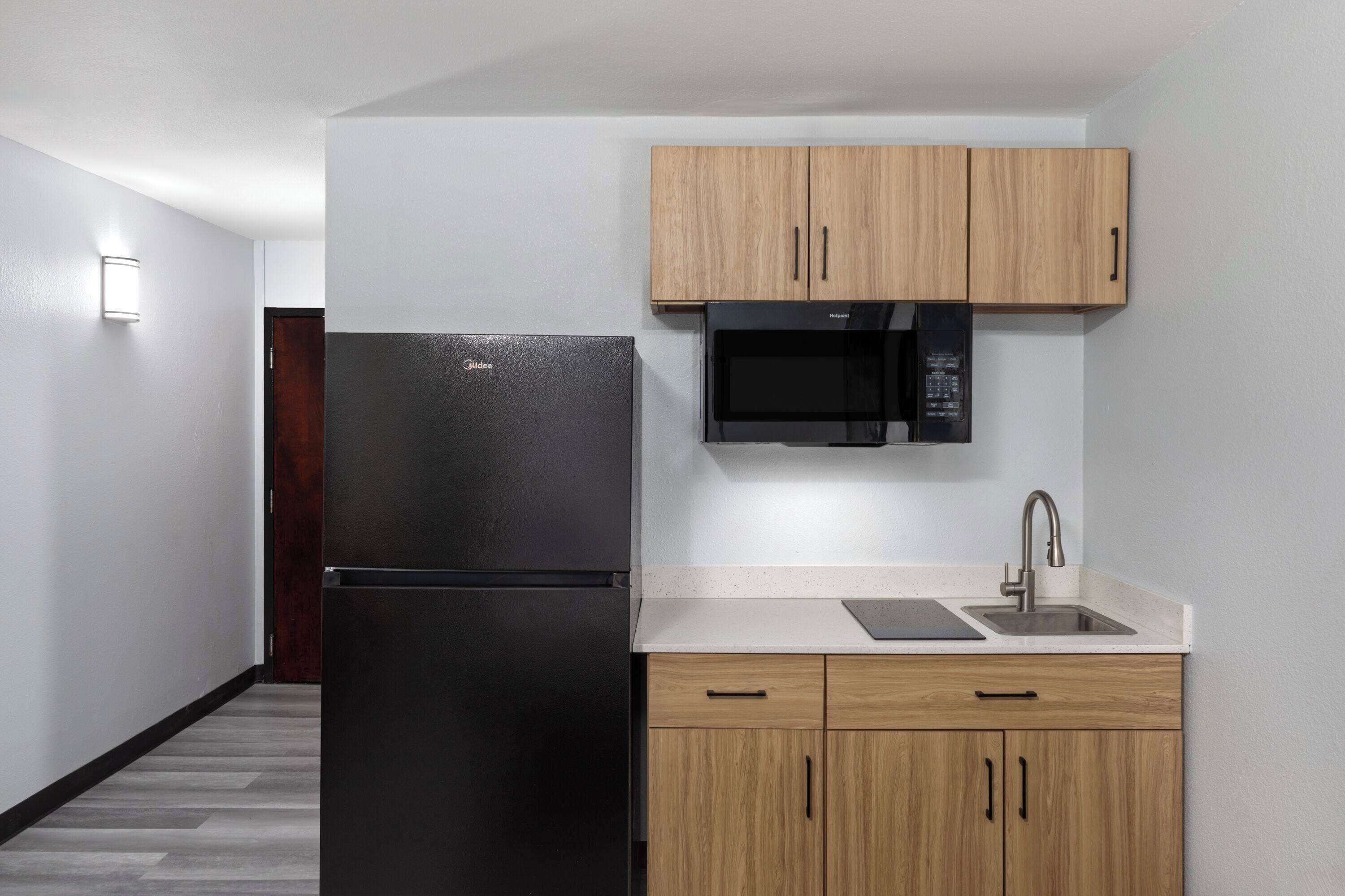 Photo - Super 8 by Wyndham Alexandria LA