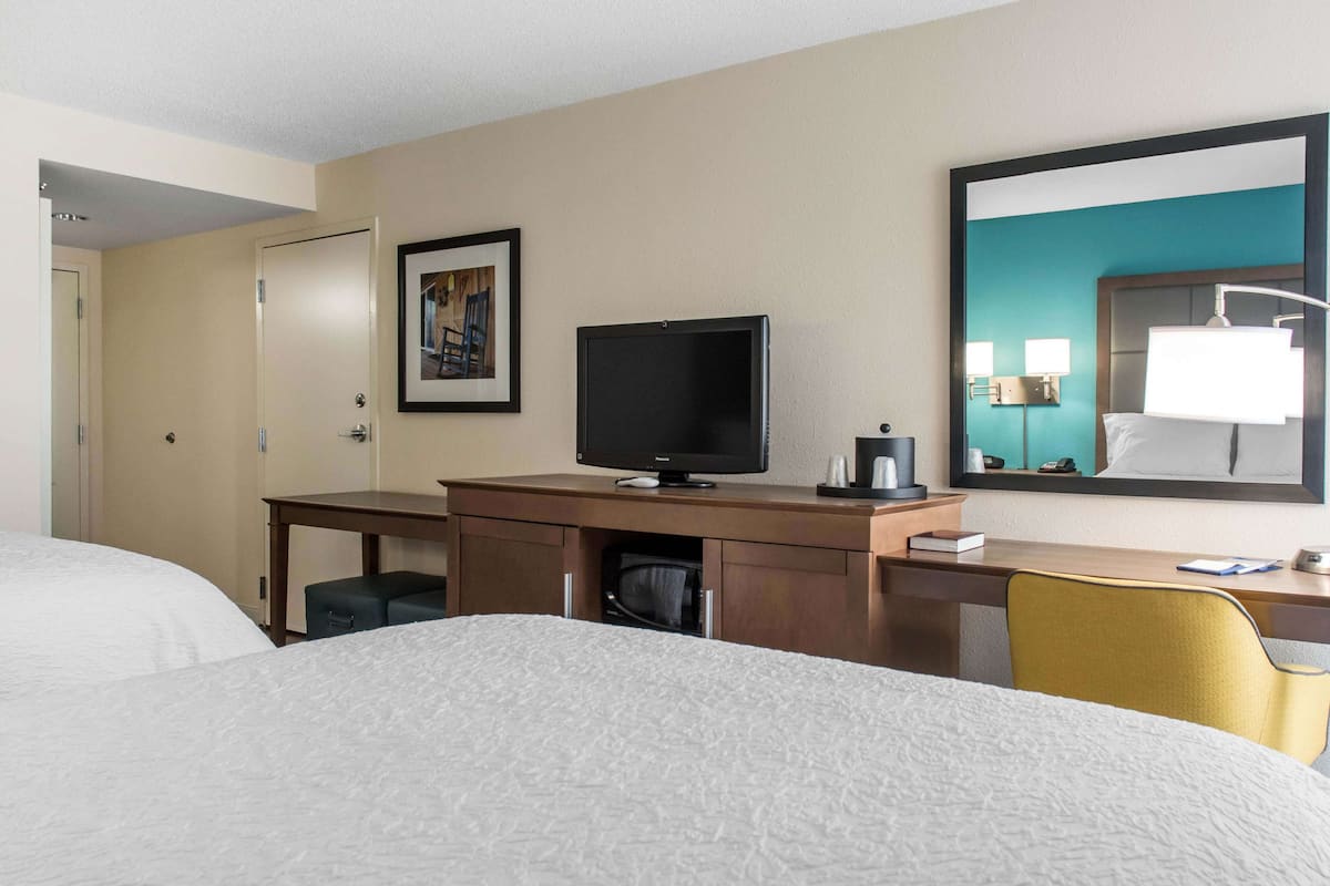 Room, 2 Queen Beds, Non Smoking