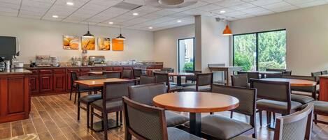 Free daily buffet breakfast