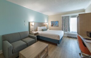 King room with Twin Sofa bed | Pillow-top beds, in-room safe, desk, laptop workspace - Galleria Palms Hotel (Kissimmee)