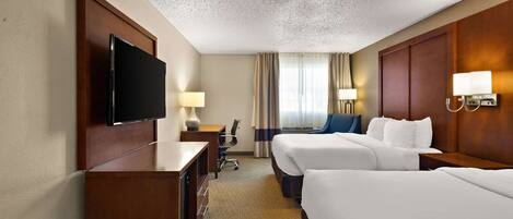 Bureau, fer et planche à repasser, lits bébé (en supplément)