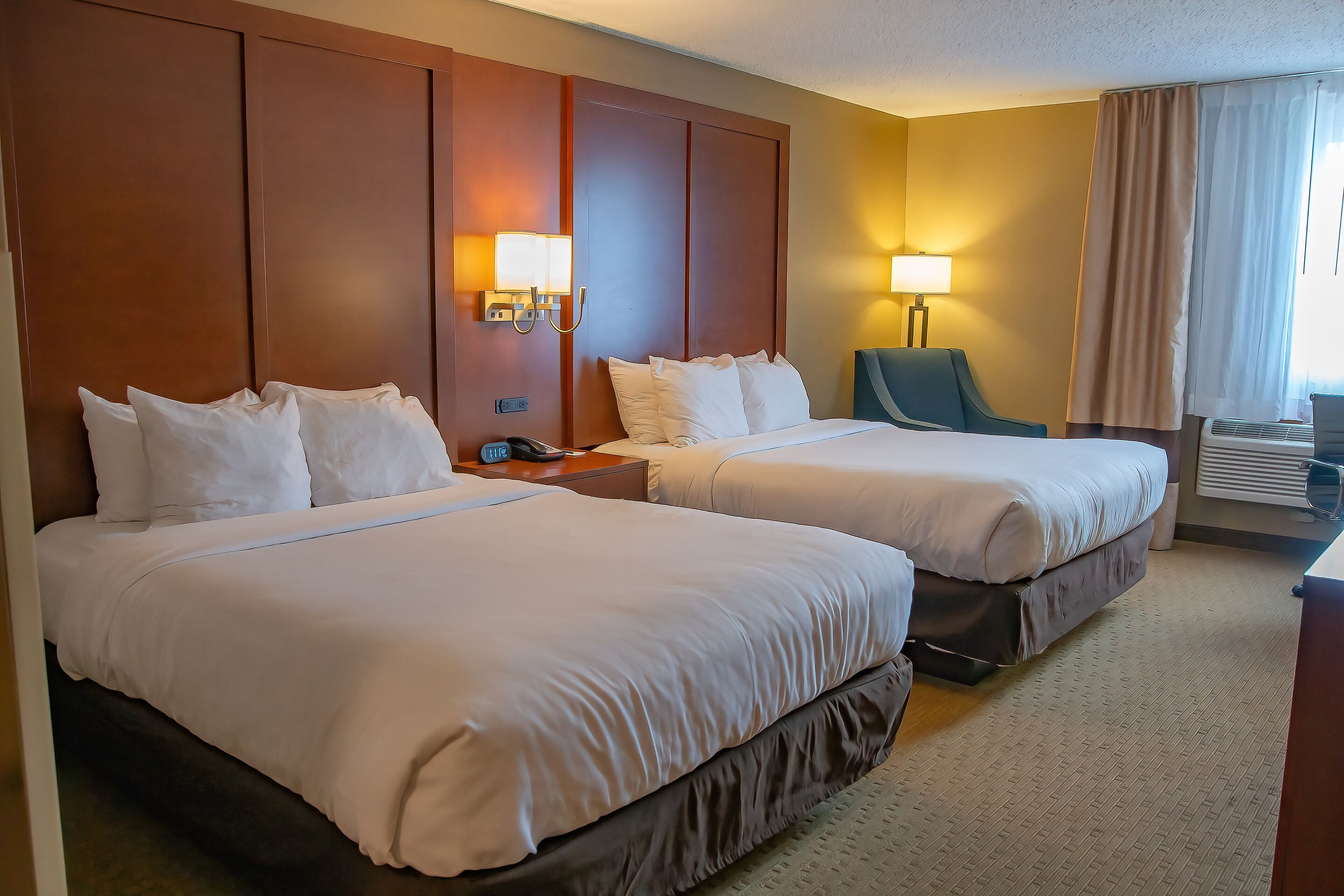 desk, iron/ironing board, cots/infant beds, rollaway beds