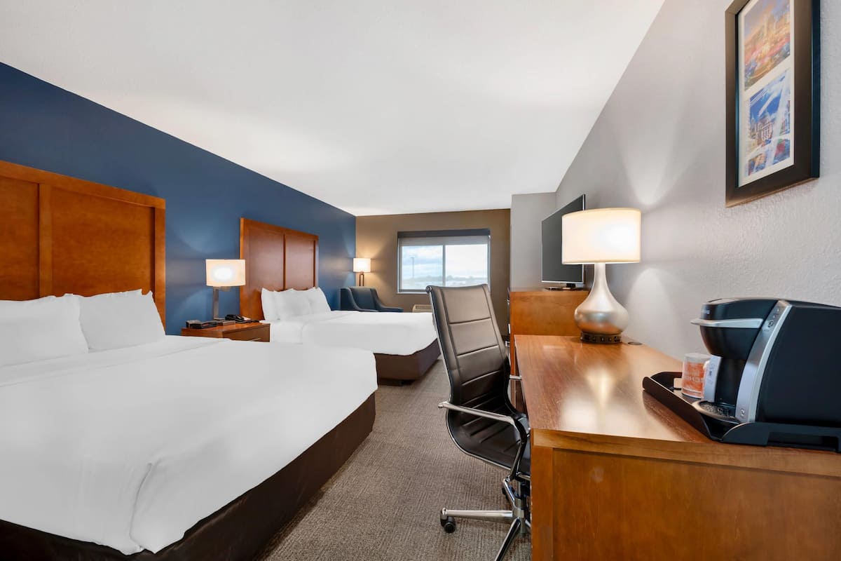 Desk, iron/ironing board, WiFi (free), bed sheets