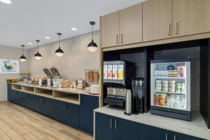 Desayuno continental incluido todos los días 