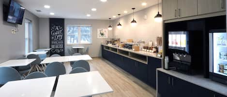 Free daily continental breakfast