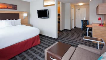 In-room safe, desk, laptop workspace, iron/ironing board