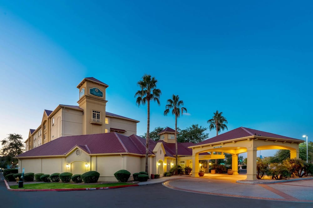La Quinta Inn & Suites by Wyndham Phoenix West Peoria