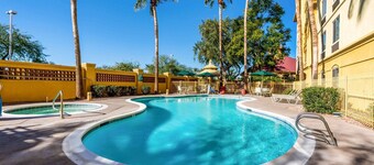 La Quinta Inn & Suites by Wyndham Phoenix West Peoria