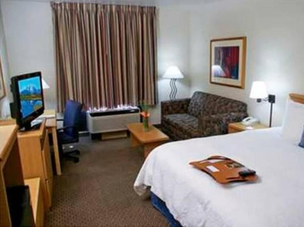 Down duvets, in-room safe, laptop workspace, blackout curtains