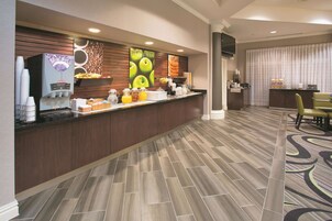 Free daily continental breakfast