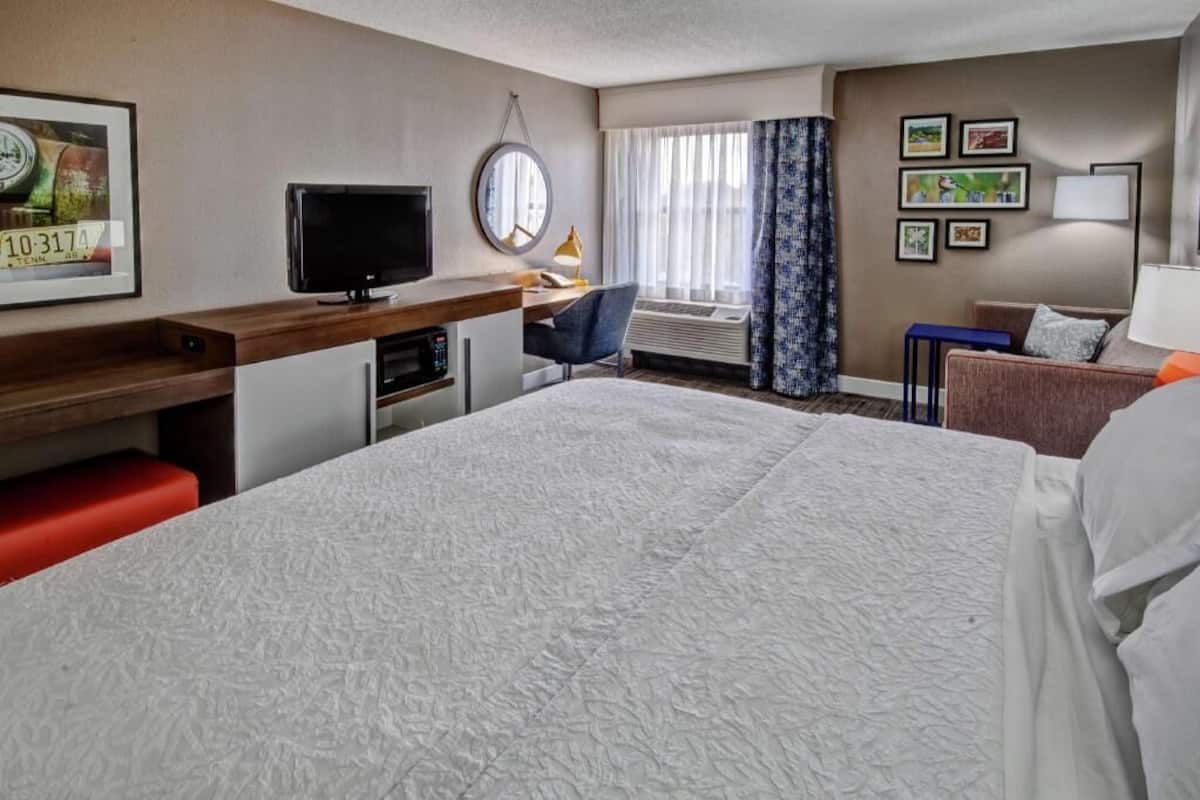 In-room safe, iron/ironing board, free cribs/infant beds, free WiFi