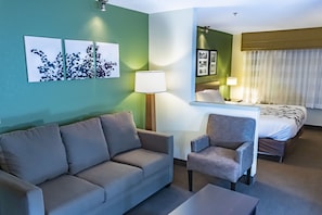 1 Schlafzimmer, hochwertige Bettwaren, individuell dekoriert