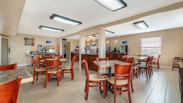 Inbegriffenes großes Frühstück