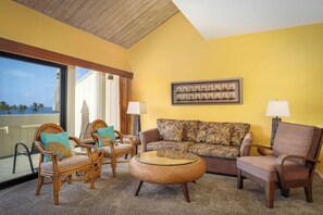 TV LCD, đầu đĩa DVD 