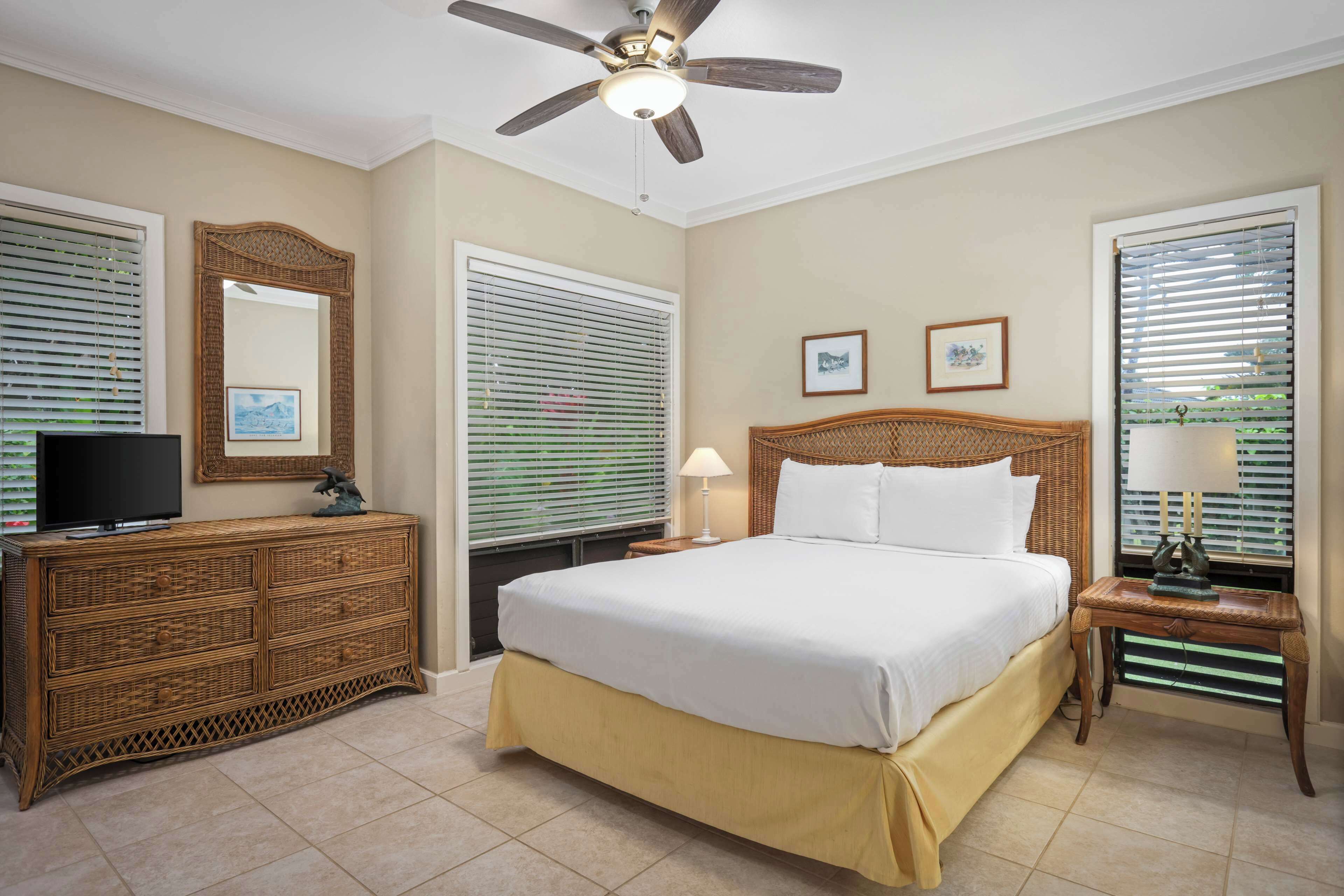 3 Bedroom 3 Bath Private Home | In-room safe, individually decorated, individually furnished