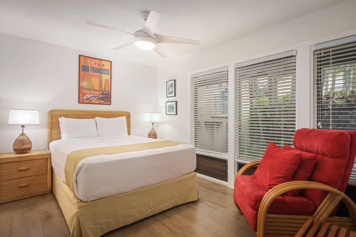 In-room safe, desk, laptop workspace, iron/ironing board