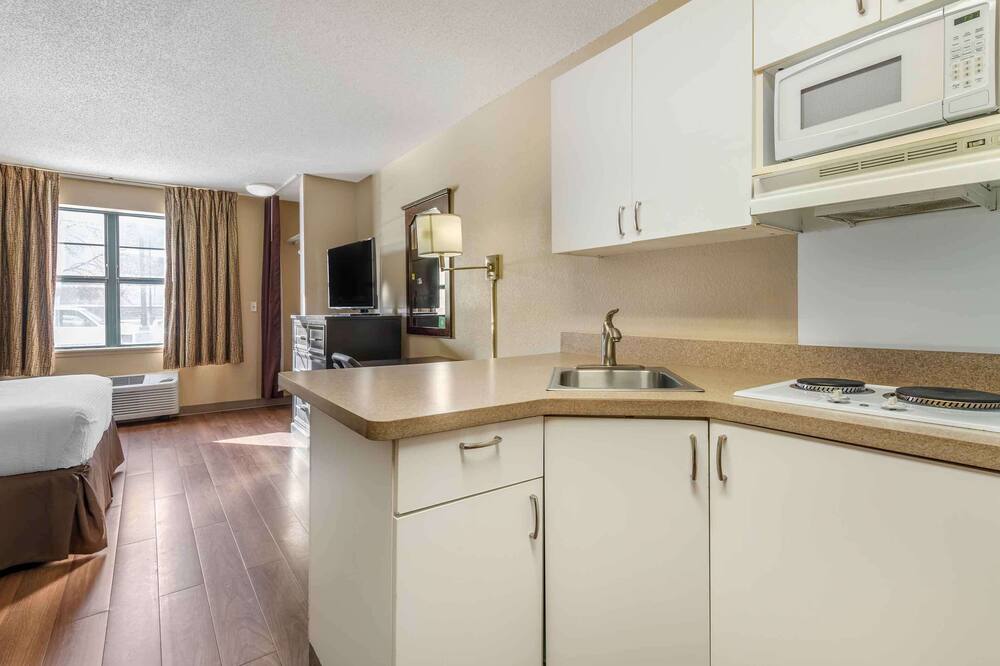 Extended Stay America Suites Minneapolis Maple Grove