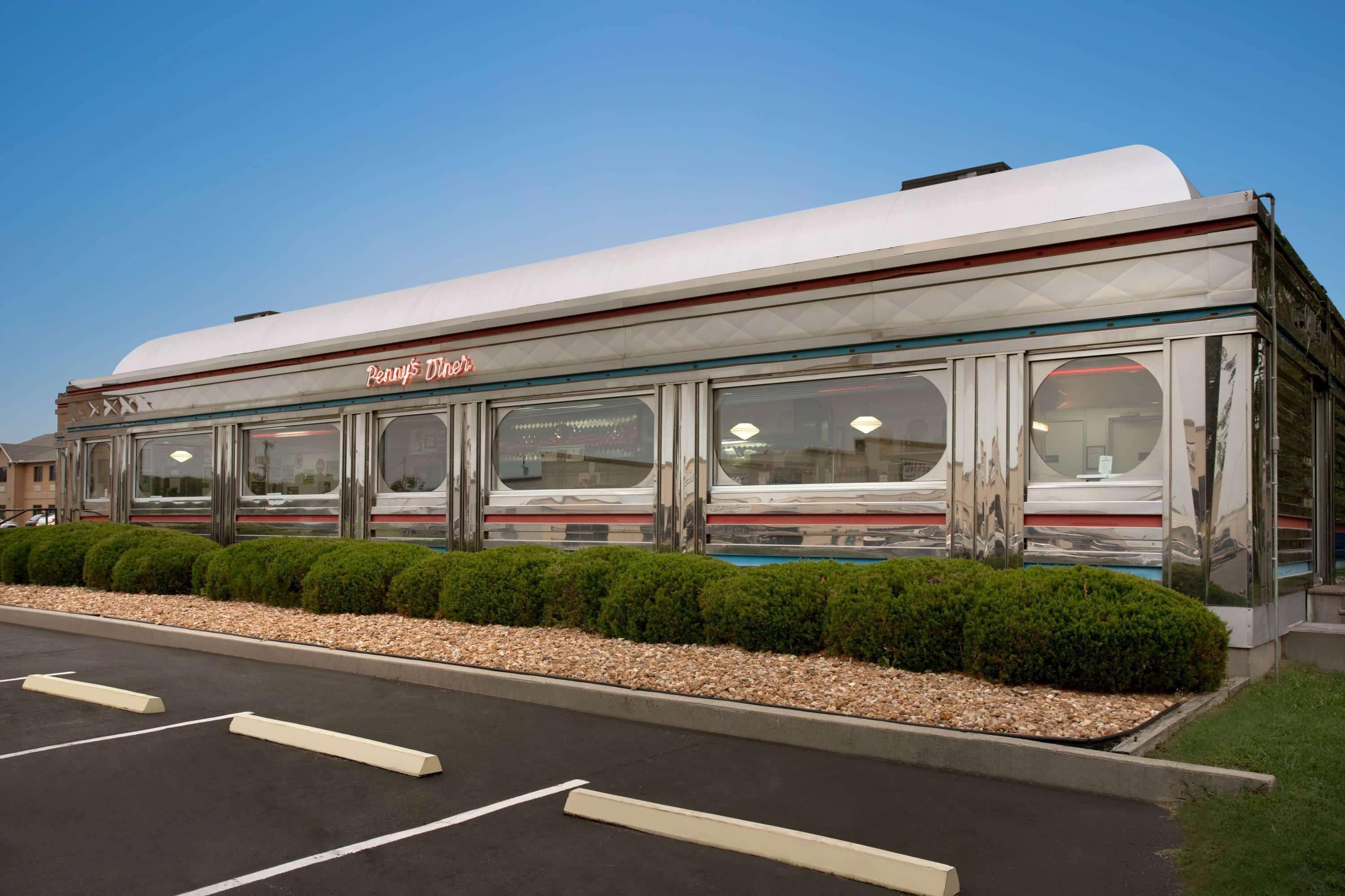 Breakfast, lunch, dinner served; American cuisine 