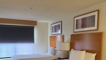 Executive Studio Suite | 1 bedroom, in-room safe, desk, iron/ironing board