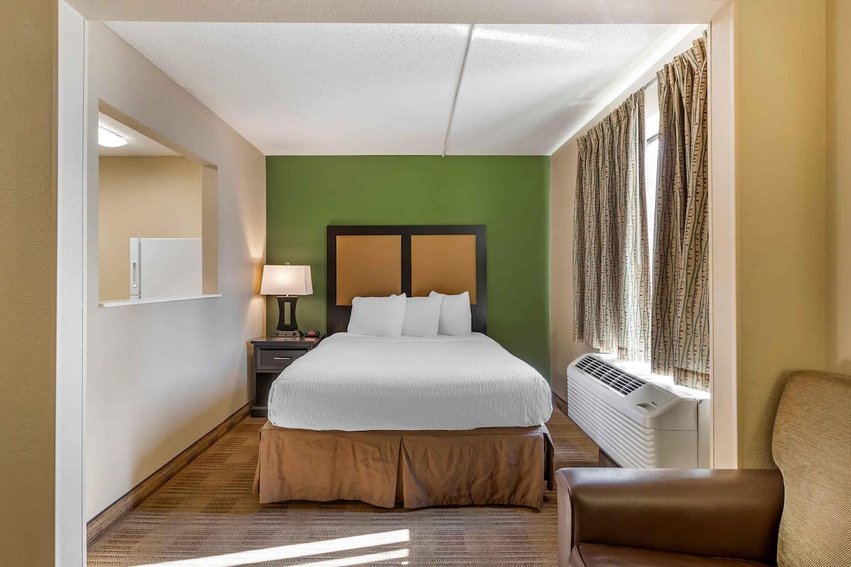 Studio Deluxe, 1 grand lit et 1 canapé-lit, non-fumeurs | Bureau, espace de travail pour ordinateur portable, Wi-Fi gratuit