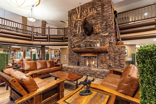 The Grand Hotel at the Grand Canyon