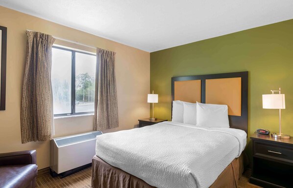 Studio, 1 Queen Bed, Non Smoking