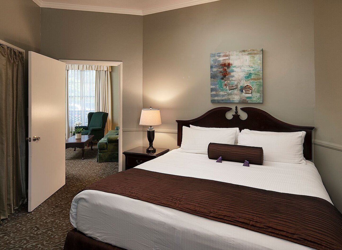 hypo-allergenic bedding, in-room safe, desk, blackout curtains