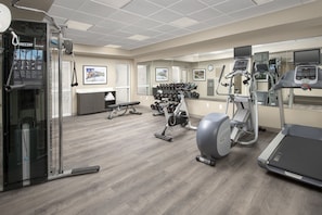 Gym - Candlewood Suites Alexandria West by IHG (Alexandria)