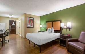 Studio, 1 Queen Bed, Accessible, Non Smoking | Desk, free WiFi