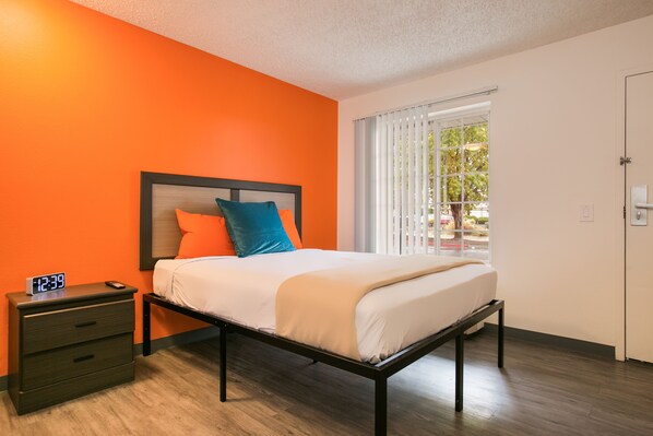 Desk, iron/ironing board, free WiFi, bed sheets