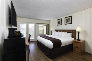 Habitación Signature, 1 cama de matrimonio grande | Caja fuerte, tabla de planchar con plancha, wifi gratis y ropa de cama
