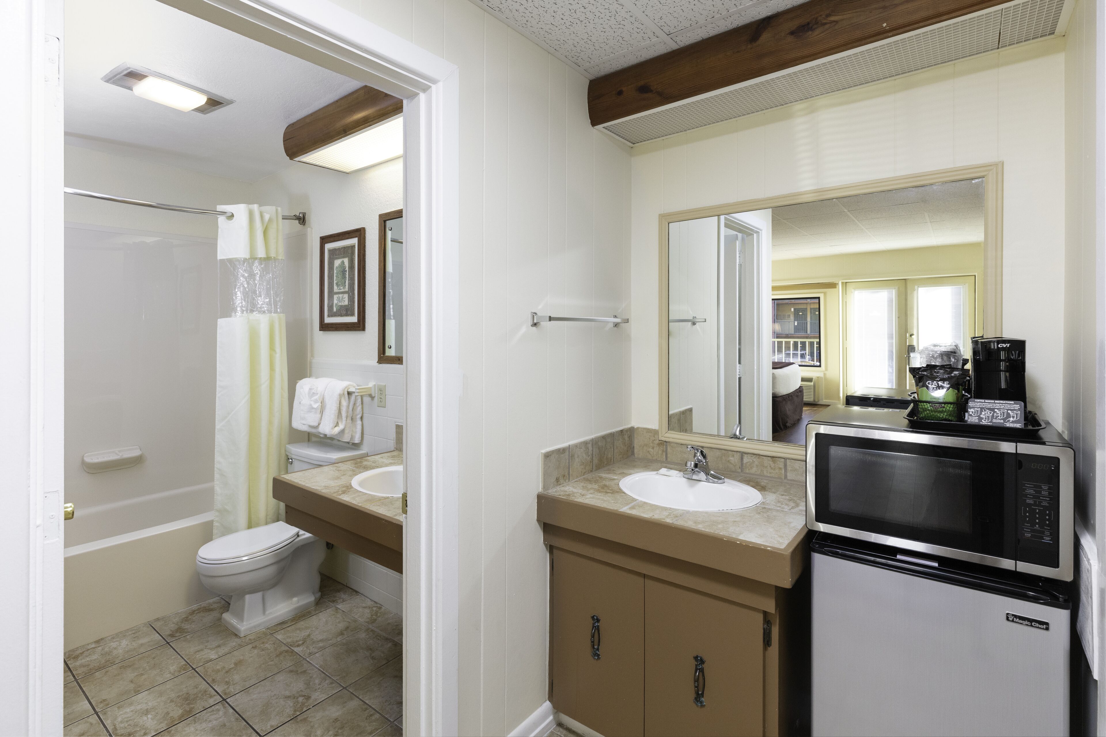 Photo - River Terrace Resort & Convention Center