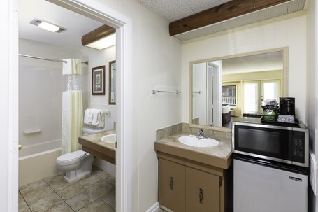 River Terrace Resort Convention Center - Image 26