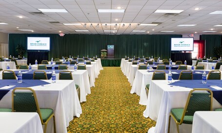 River Terrace Resort Convention Center - Image 18
