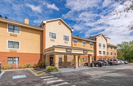 Exterior. Extended Stay America Select Suites - Orlando - Conven Ctr - Sports Complex