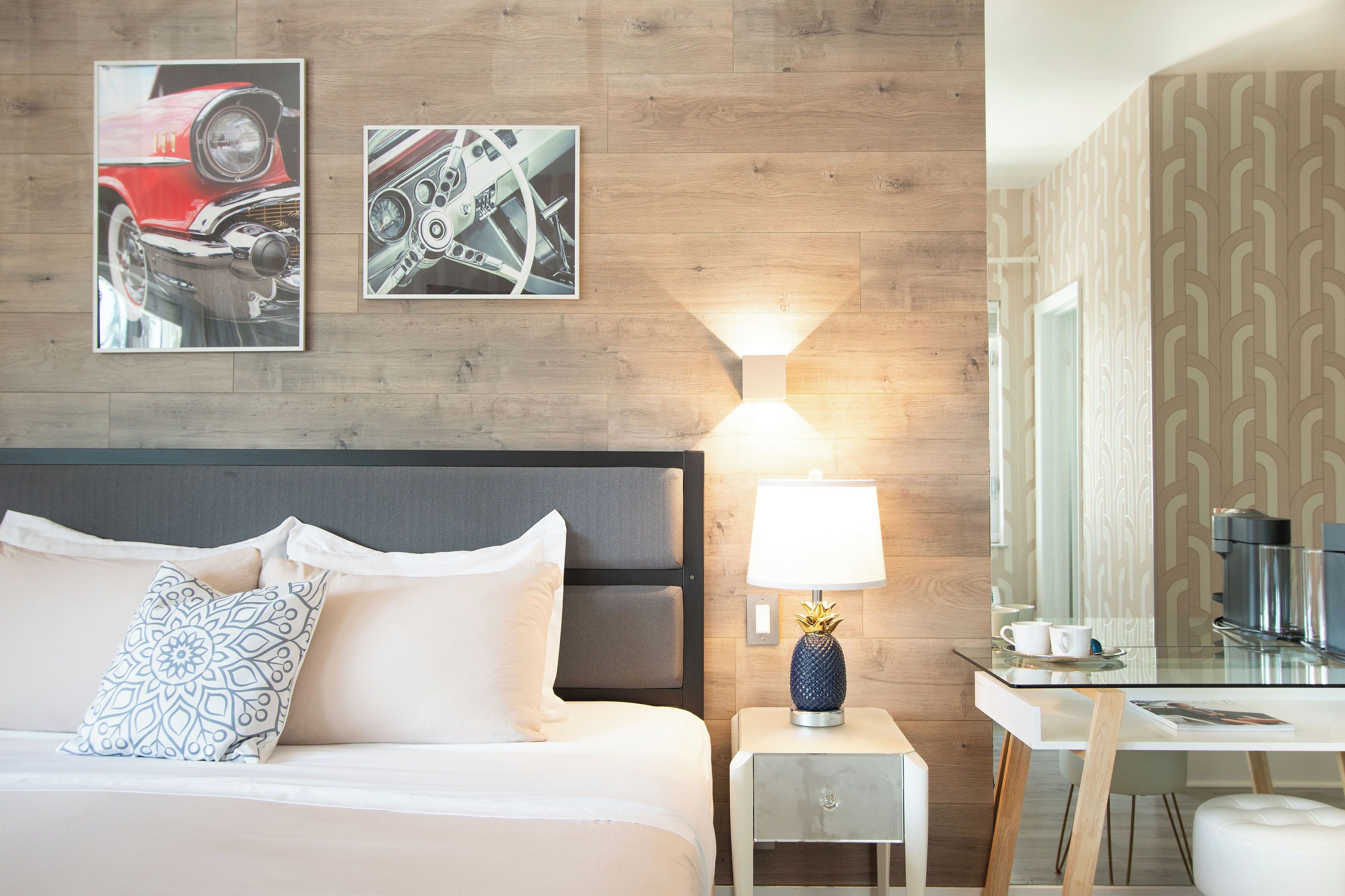 Cubrecamas, escritorio y cortinas blackout 