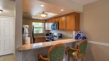 Villa, 2 Bedrooms | Private kitchen