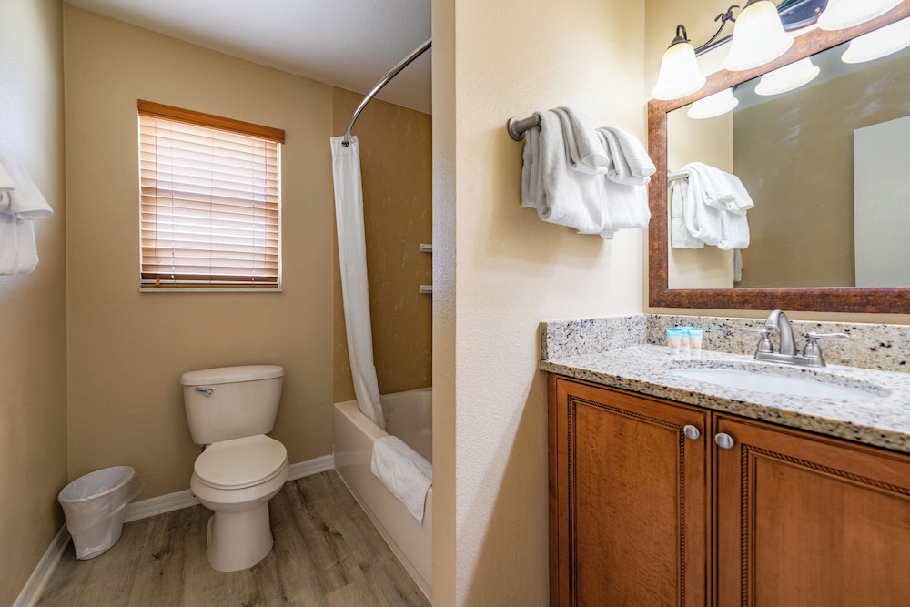 FantasyWorld Resort by null