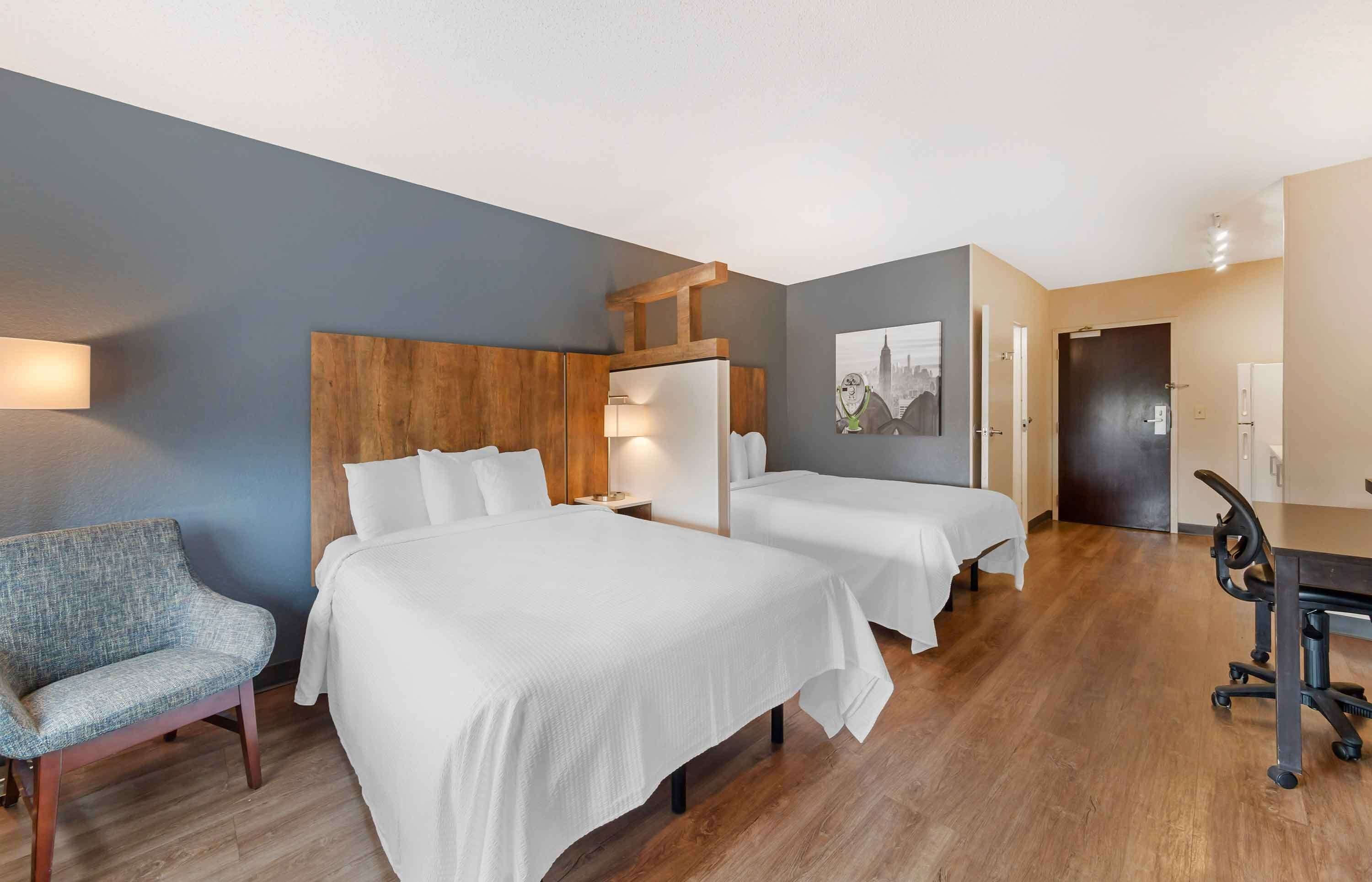 高级开间, 2 张双人床, 无烟房 | 高档床上用品、办公桌、遮光窗帘、熨斗/熨衣板