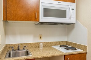 Fridge, microwave, stovetop
